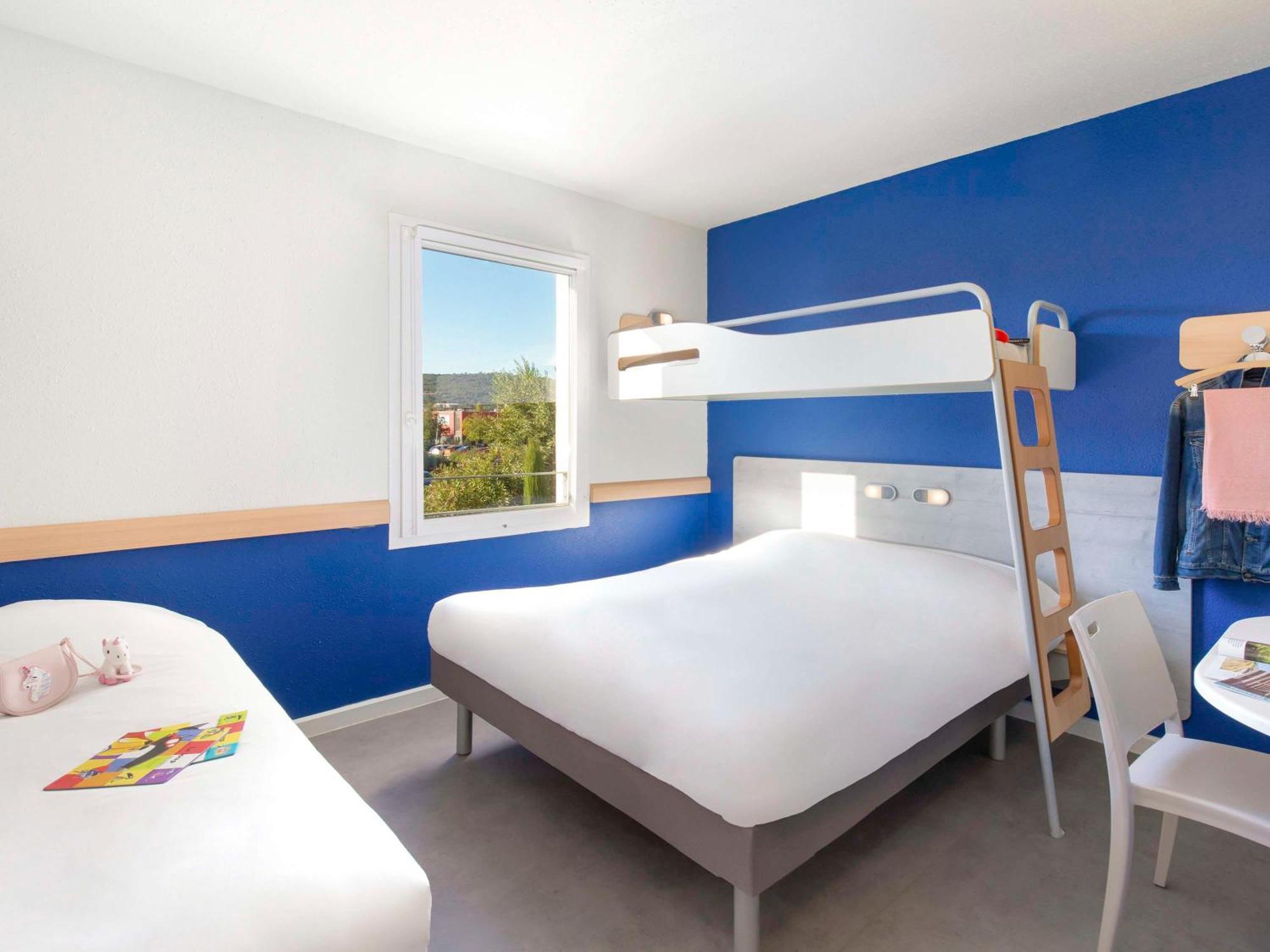 Ibis Budget Saint-Maximin Exterior foto