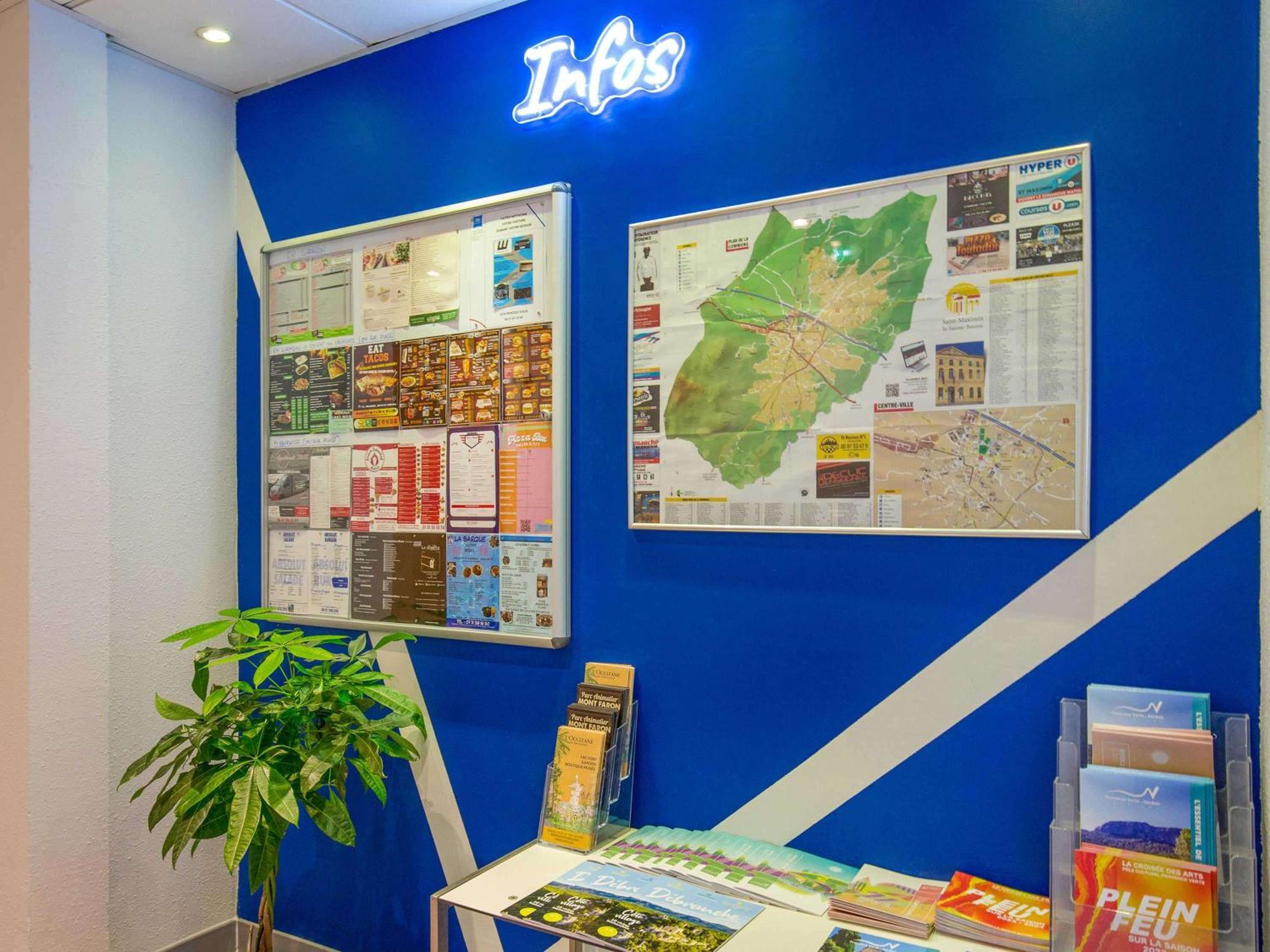 Ibis Budget Saint-Maximin Exterior foto