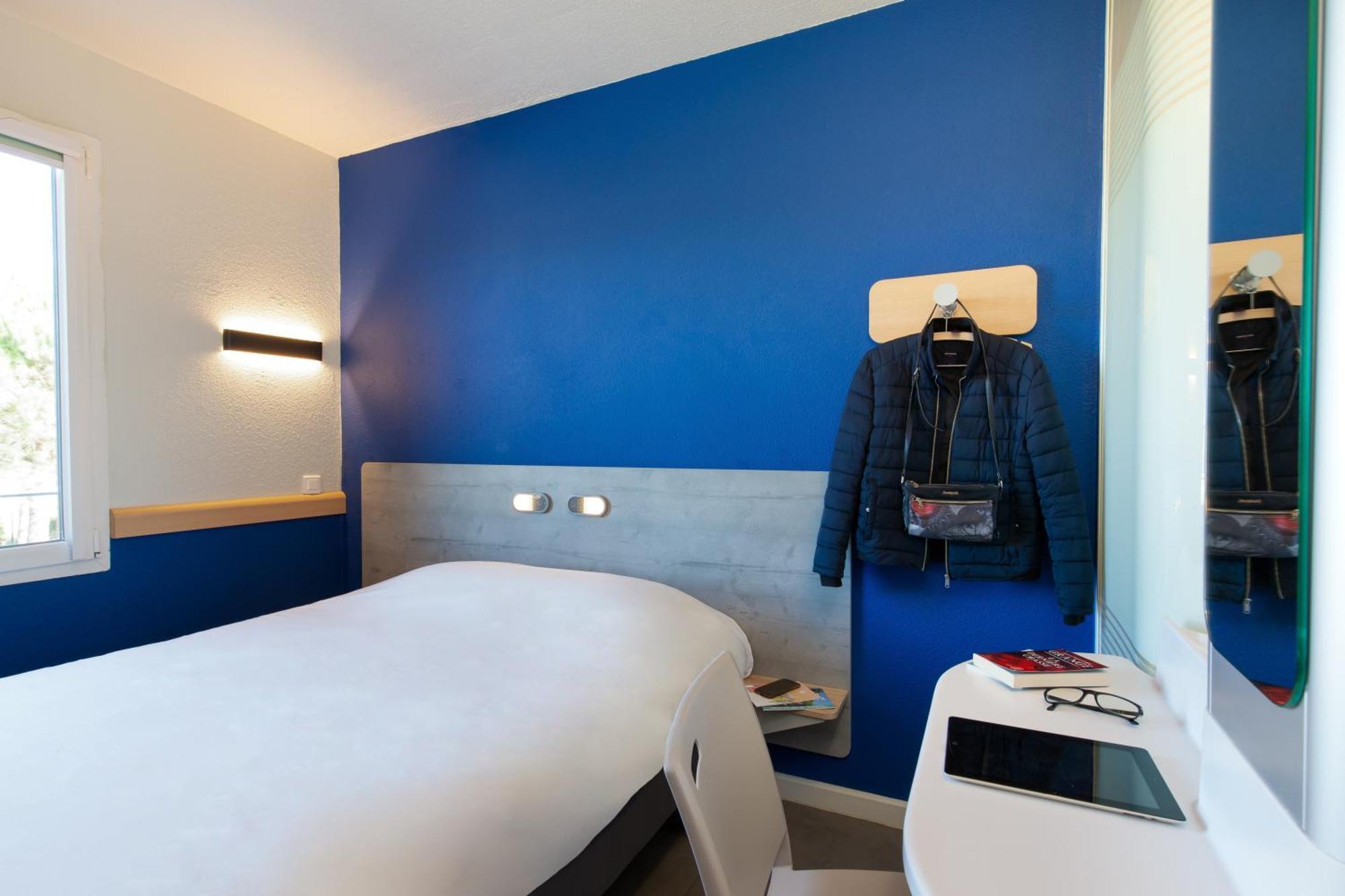 Ibis Budget Saint-Maximin Exterior foto